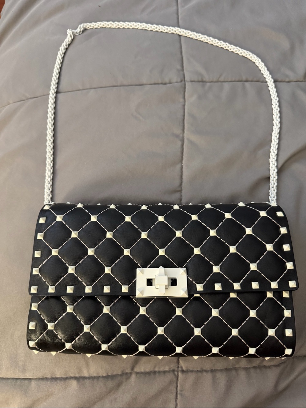 Authentic Rare Valentino Garavanni leather bag